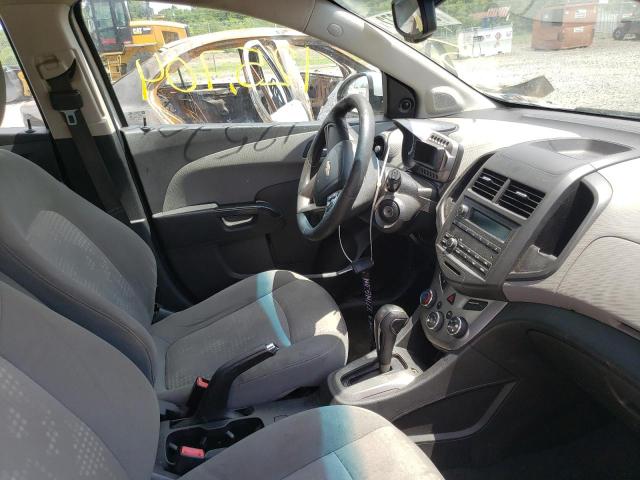 1G1JA6SH9D4230800 - 2013 CHEVROLET SONIC LS WHITE photo 5