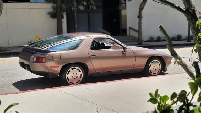 WP0JB0927ES862789 - 1984 PORSCHE 928 S BROWN photo 4