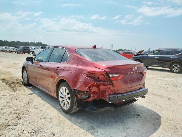 4T1C11AK2MU457497 - 2021 TOYOTA CAMRY LE MAROON photo 3