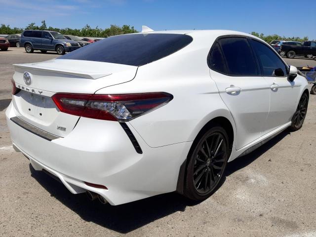 4T1K61AK5MU493391 - 2021 TOYOTA CAMRY XSE WHITE photo 4