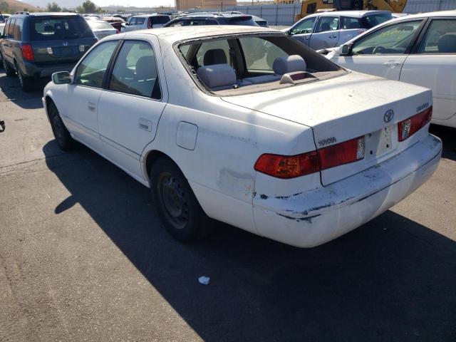 4T1BG22KX1U796602 - 2001 TOYOTA CAMRY CE WHITE photo 3