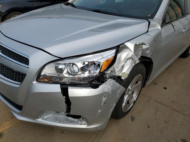 1G11C5SA4DF287238 - 2013 CHEVROLET MALIBU 1LT ვერცხლისფერი ფოტო 9