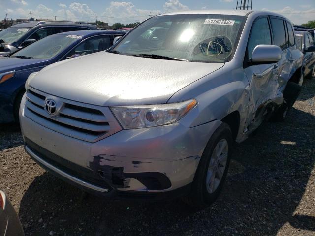 5TDBK3EH3DS241119 - 2013 TOYOTA HIGHLANDER SILVER photo 2