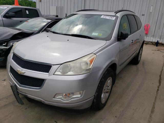 1GNER13D89S165898 - 2009 CHEVROLET TRAVERSE L SILVER photo 2