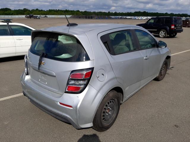 1G1JG6SB3K4135561 - 2019 CHEVROLET SONIC SILVER photo 4
