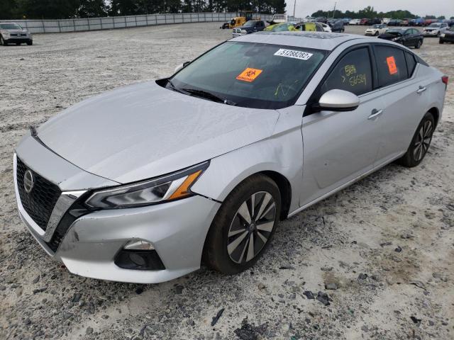 1N4BL4DV0KC120465 - 2019 NISSAN ALTIMA SV SILVER photo 2