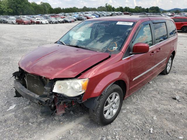 2C4RC1BG2DR637983 - 2013 CHRYSLER TOWN & COU BURGUNDY photo 2