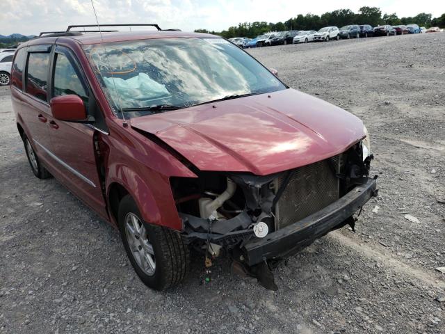 2C4RC1BG2DR637983 - 2013 CHRYSLER TOWN & COU BURGUNDY photo 9