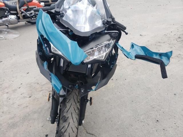 JKAEXKG19MDAC1187 - 2021 KAWASAKI EX400 TEAL photo 9