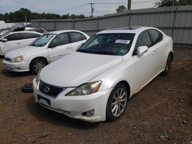 JTHCK262X92030585 - 2009 LEXUS IS 250 WHITE photo 2