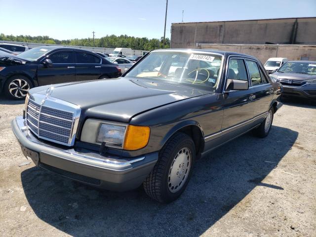 WDBCA24E3LA529063 - 1990 MERCEDES-BENZ 300-CLASS GRAY photo 2