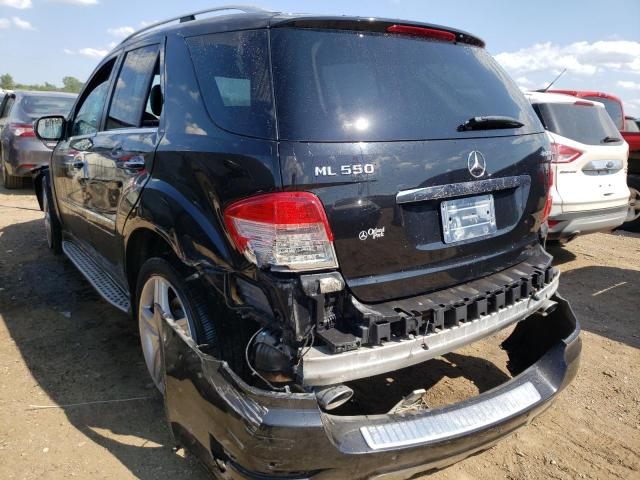 4JGBB7CB3AA589044 - 2010 MERCEDES-BENZ ML 550 4MA BLACK photo 3