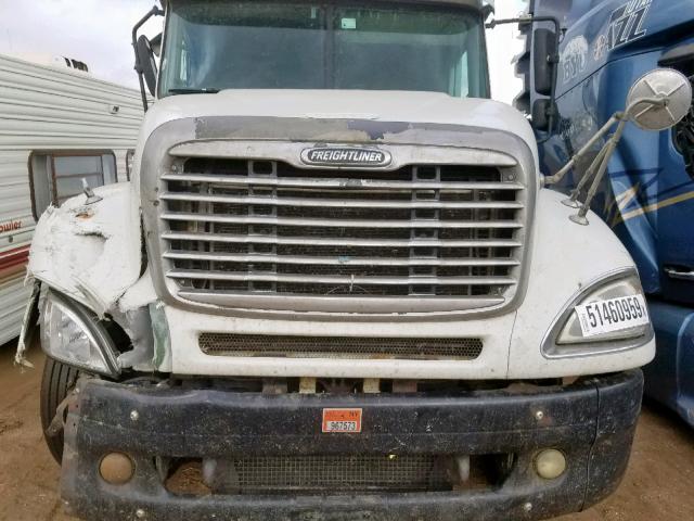 1FUBA5CG57DW64463 - 2007 FREIGHTLINER CONVENTION WHITE photo 7