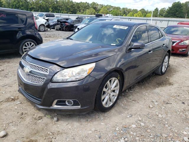 1G11H5SA7DF249939 - 2013 CHEVROLET MALIBU LTZ ნაცრისფერი ფოტო 2