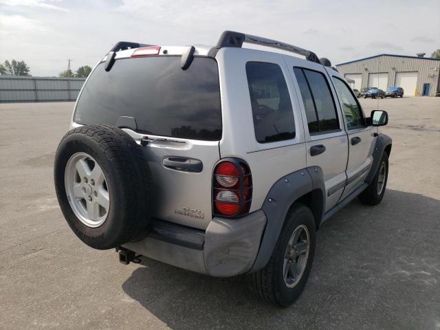 1J4GL38K96W236031 - 2006 JEEP LIBERTY RE SILVER photo 4