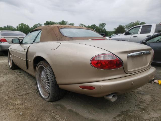 SAJDA42C72NA29311 - 2002 JAGUAR XK8 GOLD photo 3