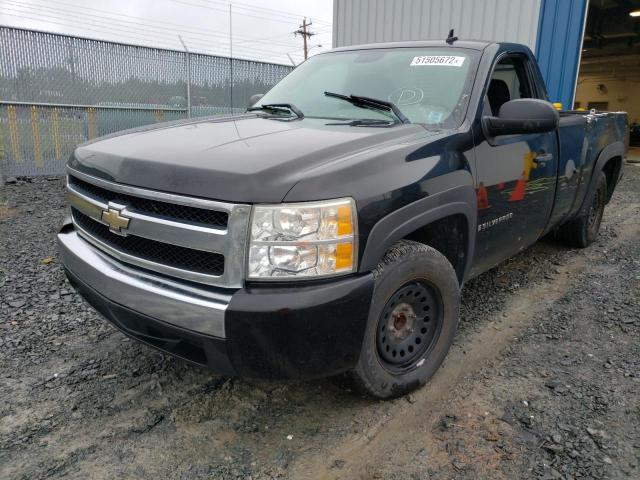 1GCEC14X88Z254573 - 2008 CHEVROLET SILVERADO BLACK photo 2