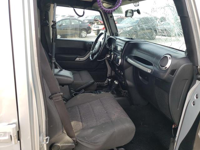 1C4BJWEG7CL179185 - 2012 JEEP WRANGLER S ვერცხლისფერი ფოტო 5