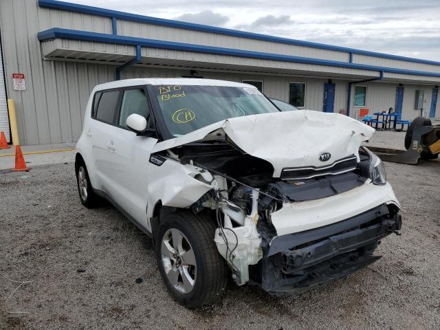 KNDJN2A25J7523475 - 2018 KIA SOUL WHITE photo 1