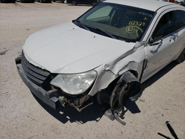 1C3LC66K38N162191 - 2008 CHRYSLER SEBRING LI WHITE photo 9