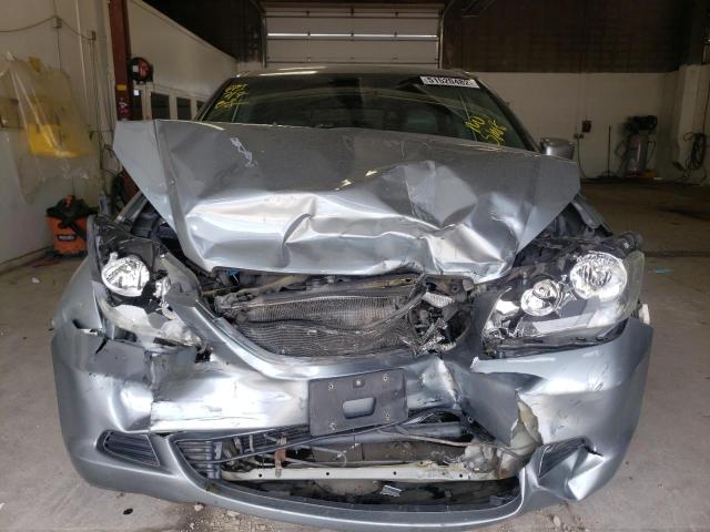 5FNRL38645B042320 - 2005 HONDA ODYSSEY EX SILVER photo 9