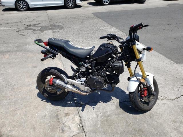 MLHJC7516J5008059 - 2018 HONDA GROM BLACK photo 1