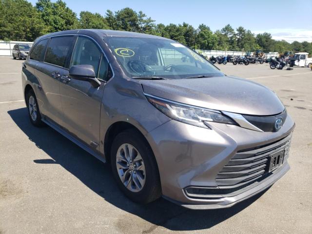 5TDKRKEC6MS042575 - 2021 TOYOTA SIENNA LE GRAY photo 1