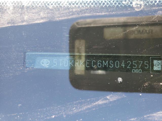 5TDKRKEC6MS042575 - 2021 TOYOTA SIENNA LE GRAY photo 10