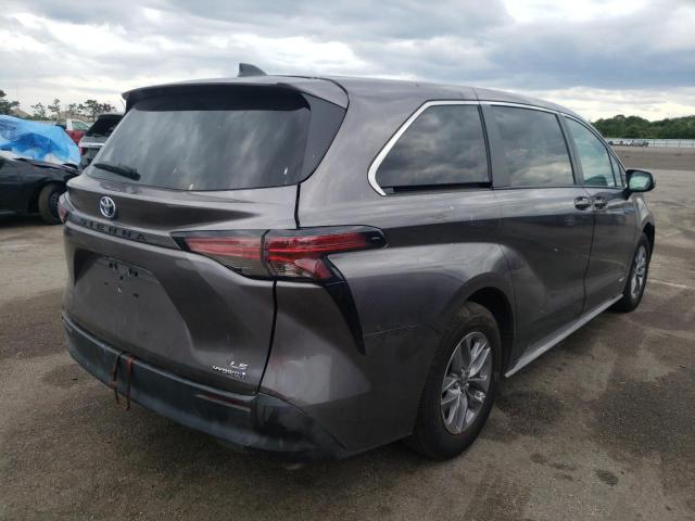 5TDKRKEC6MS042575 - 2021 TOYOTA SIENNA LE GRAY photo 4