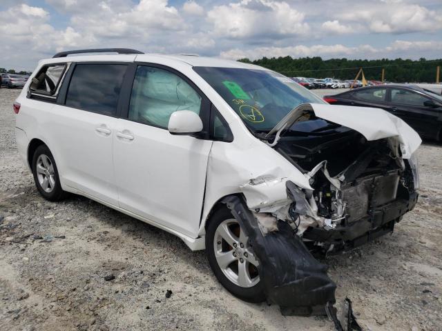 5TDKK3DC2FS654285 - 2015 TOYOTA SIENNA LE WHITE photo 1