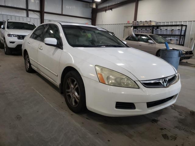 1HGCM56827A001734 - 2007 HONDA ACCORD EX WHITE photo 1