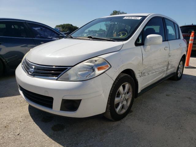 3N1BC1CP3CK200725 - 2012 NISSAN VERSA S WHITE photo 2