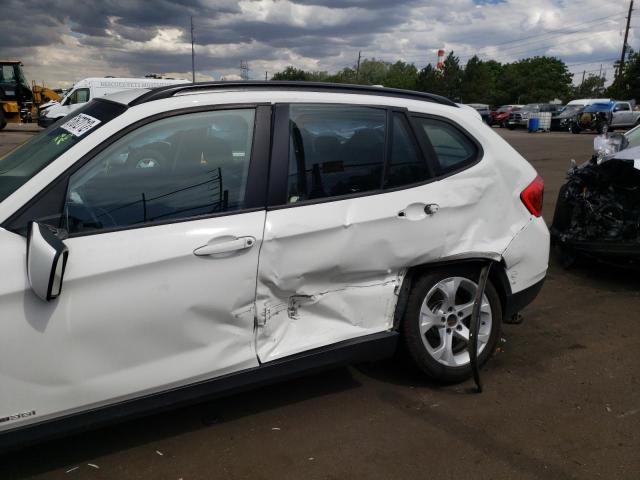 WBAVM5C56FVV94956 - 2015 BMW X1 XDRIVE3 WHITE photo 9