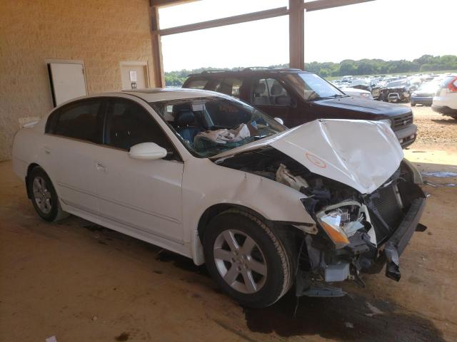 1N4AL11D83C335759 - 2003 NISSAN ALTIMA BAS WHITE photo 1