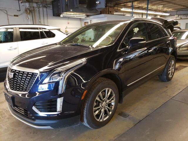 1GYKNDRS5MZ135086 - 2021 CADILLAC XT5 PREMIU BLUE photo 2