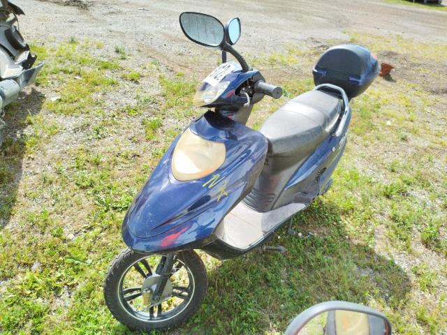 131450170400065 - 2000 SCOO MOPED BLUE photo 2