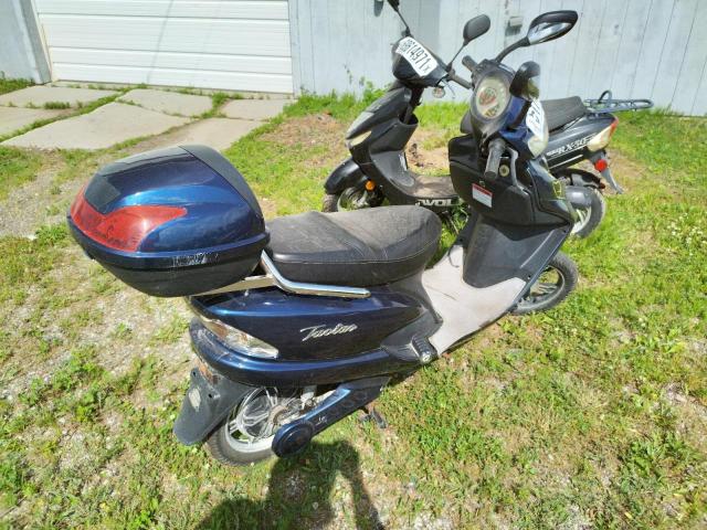 131450170400065 - 2000 SCOO MOPED BLUE photo 4