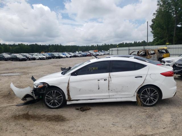 KMHD04LB8JU506123 - 2018 HYUNDAI ELANTRA SP WHITE photo 9