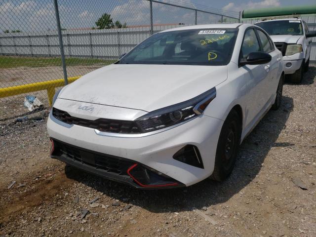 3KPF54AD0NE429139 - 2022 KIA FORTE GT L WHITE photo 2