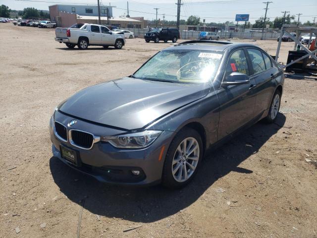 WBA8A3C51JA357656 - 2018 BMW 320 XI GRAY photo 2