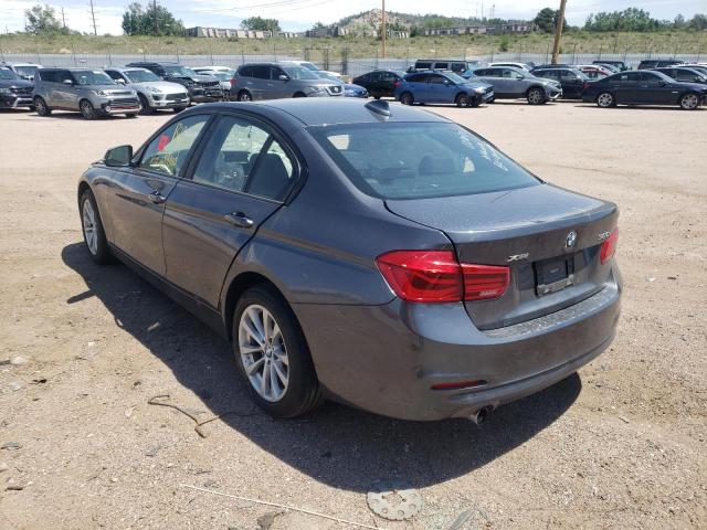 WBA8A3C51JA357656 - 2018 BMW 320 XI GRAY photo 3