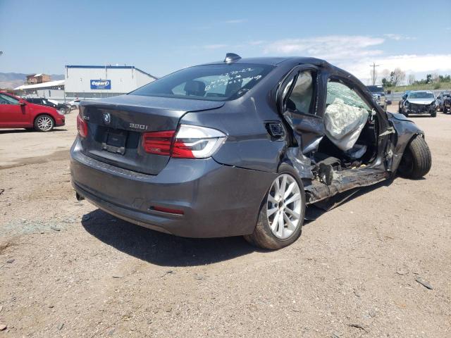 WBA8A3C51JA357656 - 2018 BMW 320 XI GRAY photo 4