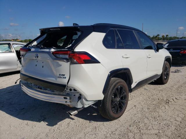 2T3E6RFV4NW033954 - 2022 TOYOTA RAV4 XSE WHITE photo 4