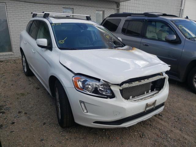 YV4612RK1G2803242 - 2016 VOLVO XC60 T5 PR WHITE photo 1