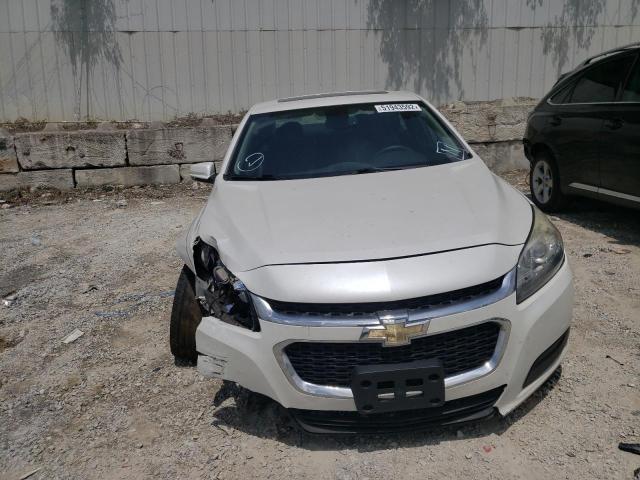 1G11C5SL7FU117939 - 2015 CHEVROLET MALIBU 1LT WHITE photo 9