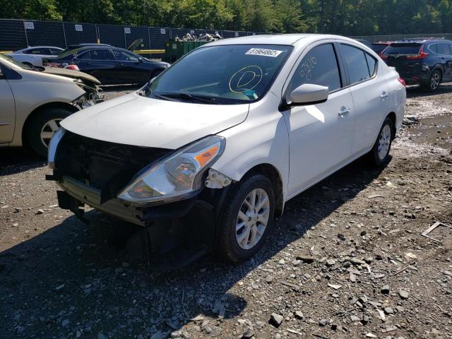 3N1CN7AP3HL889011 - 2017 NISSAN VERSA S WHITE photo 2