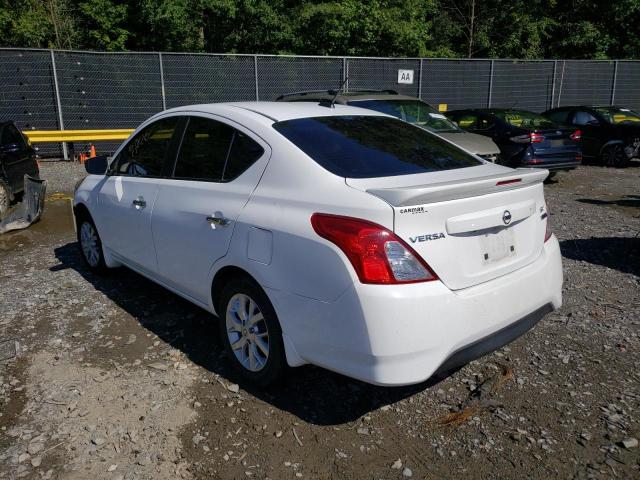 3N1CN7AP3HL889011 - 2017 NISSAN VERSA S WHITE photo 3