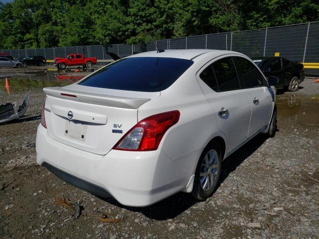 3N1CN7AP3HL889011 - 2017 NISSAN VERSA S WHITE photo 4