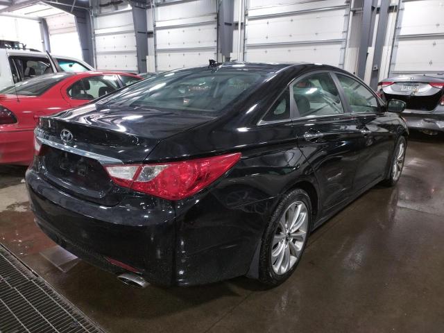 5NPEC4AC7CH311624 - 2012 HYUNDAI SONATA SE Қара фото 4