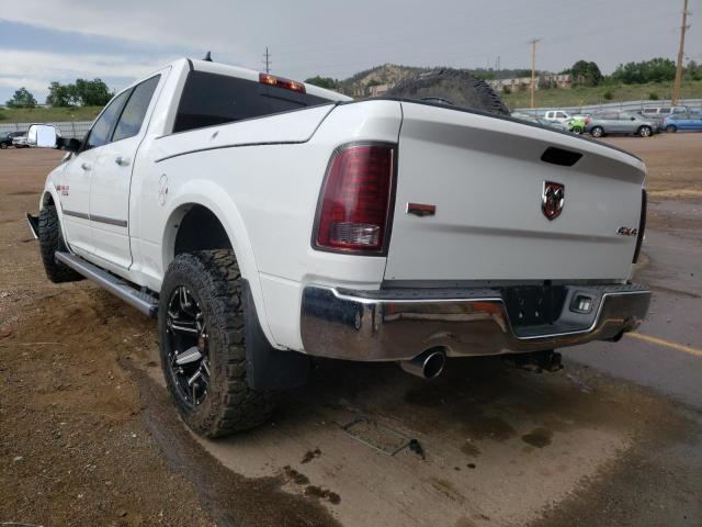 1C6RR7VT0JS158411 - 2018 RAM 1500 LARAM WHITE photo 3